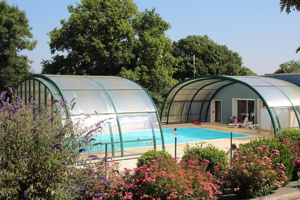 Camping Des Rulieres Hotel Saint-Valerien Exterior photo
